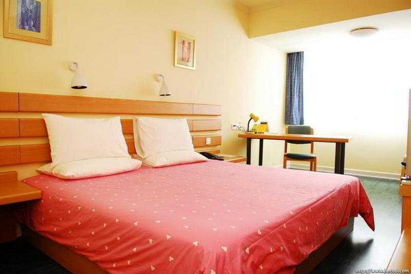 Home Inn Shanghai Lujiabang Road Metro Station 외부 사진