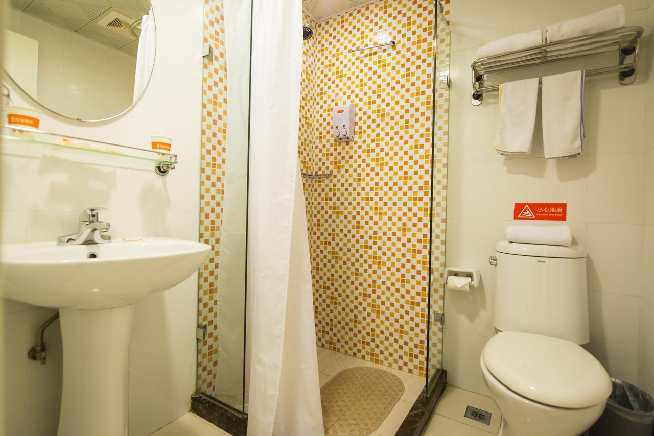 Home Inn Shanghai Lujiabang Road Metro Station 외부 사진