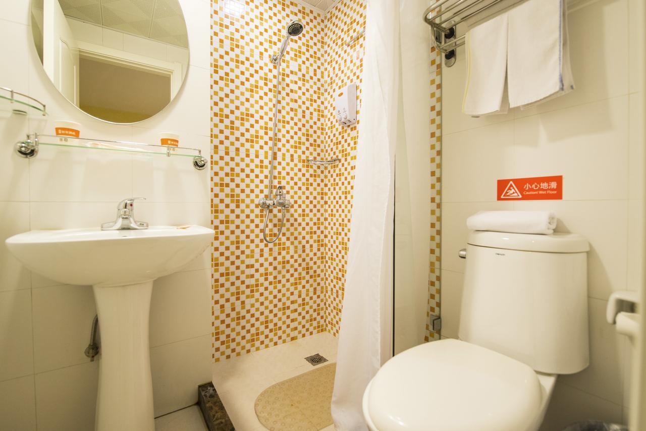 Home Inn Shanghai Lujiabang Road Metro Station 외부 사진